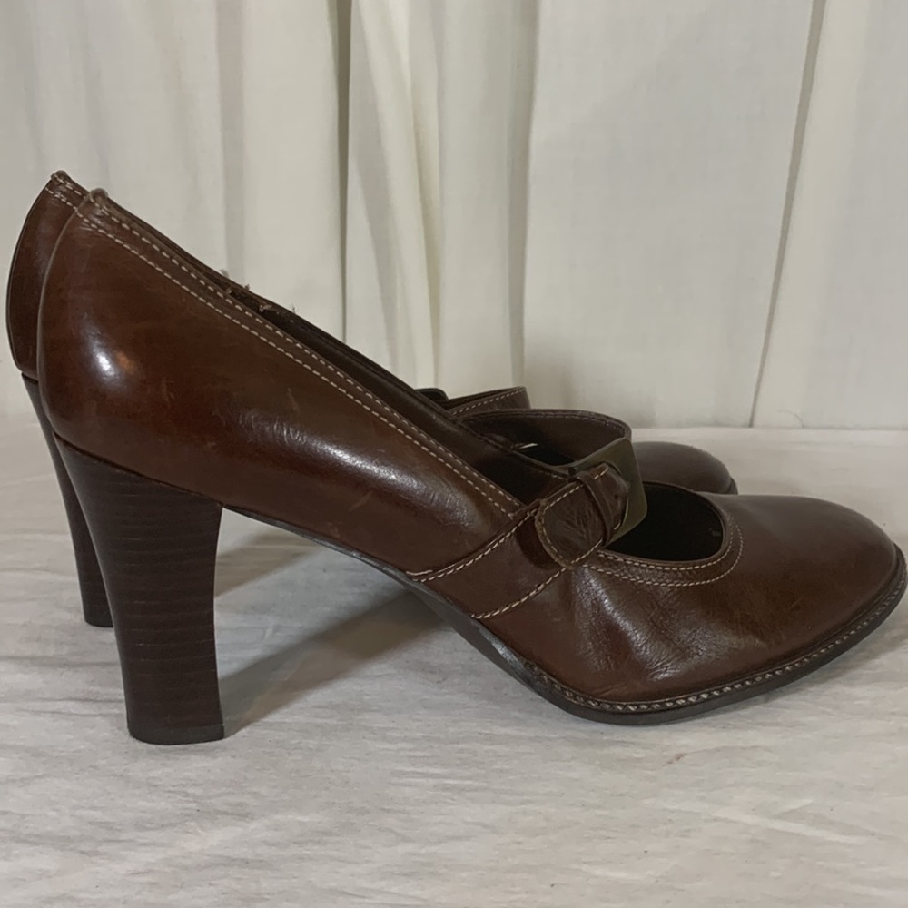 Gianni Bini Brown Mary Jane Style Stacked Wooden Heel, 11B - Picture 4 of 10